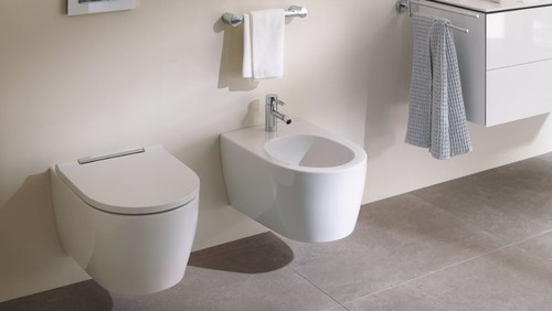 Toaleta oraz bidet w nowej kolekcji, która łączączy w sobie funkcjonalność i nowoczesny, prosty design